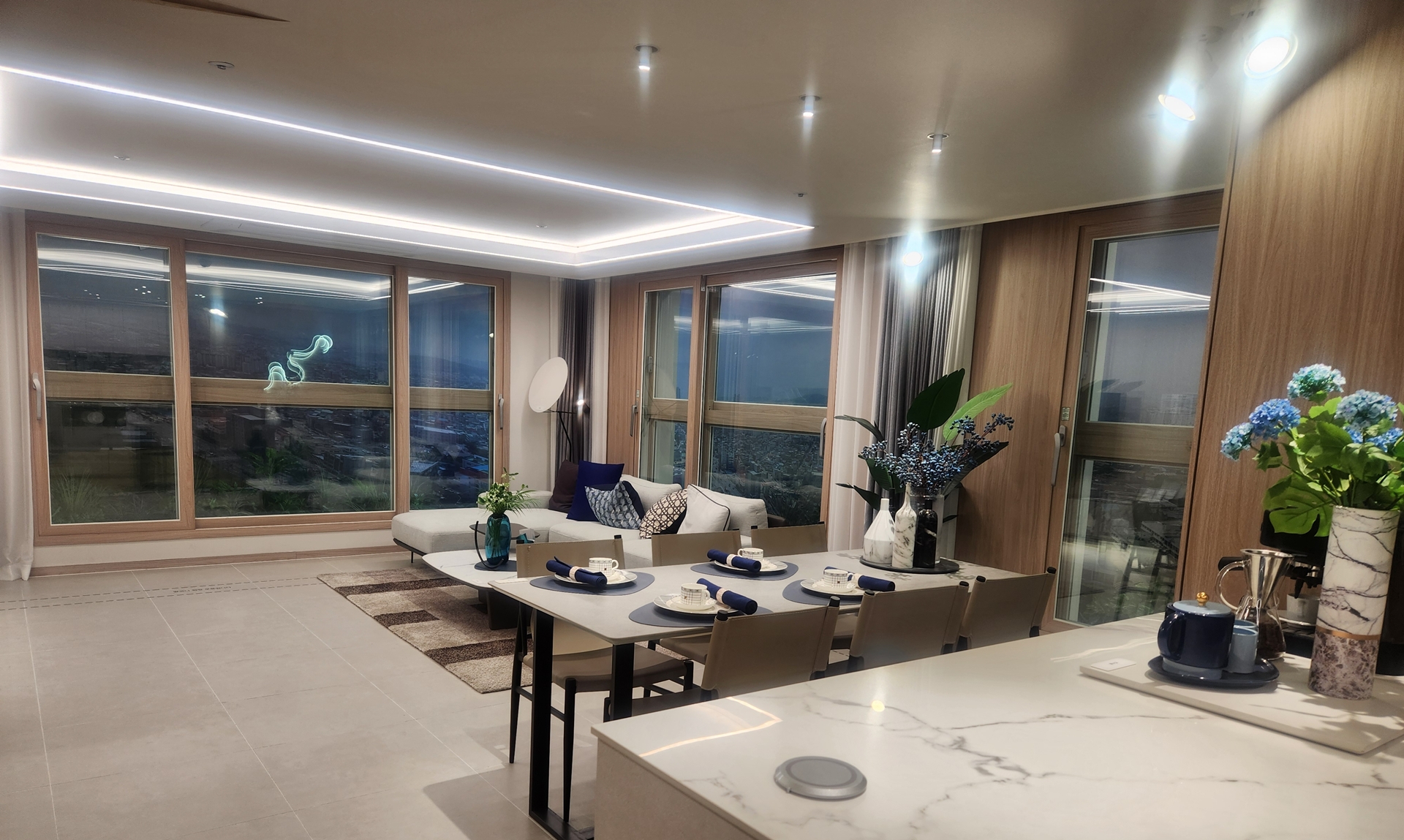 청주 라씨엘로 pc 메인이미지.jpg